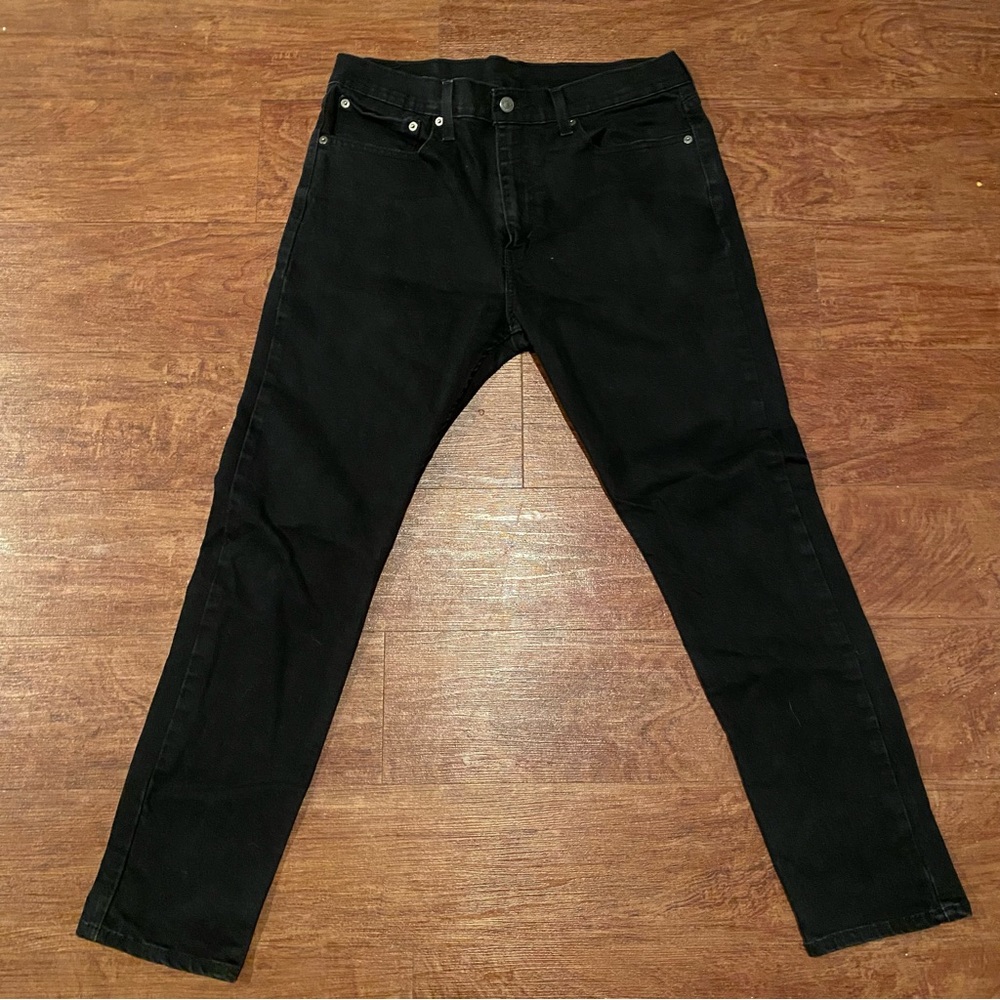 Black Denim Levi’s 512 (34x30)